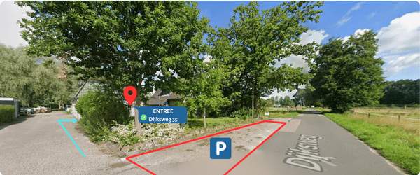 Entree en parkeren aan de Dijksweg 35 in Hengelo
